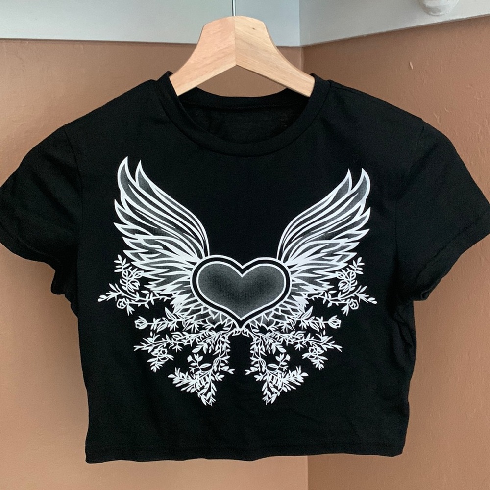 Heart print crop tee